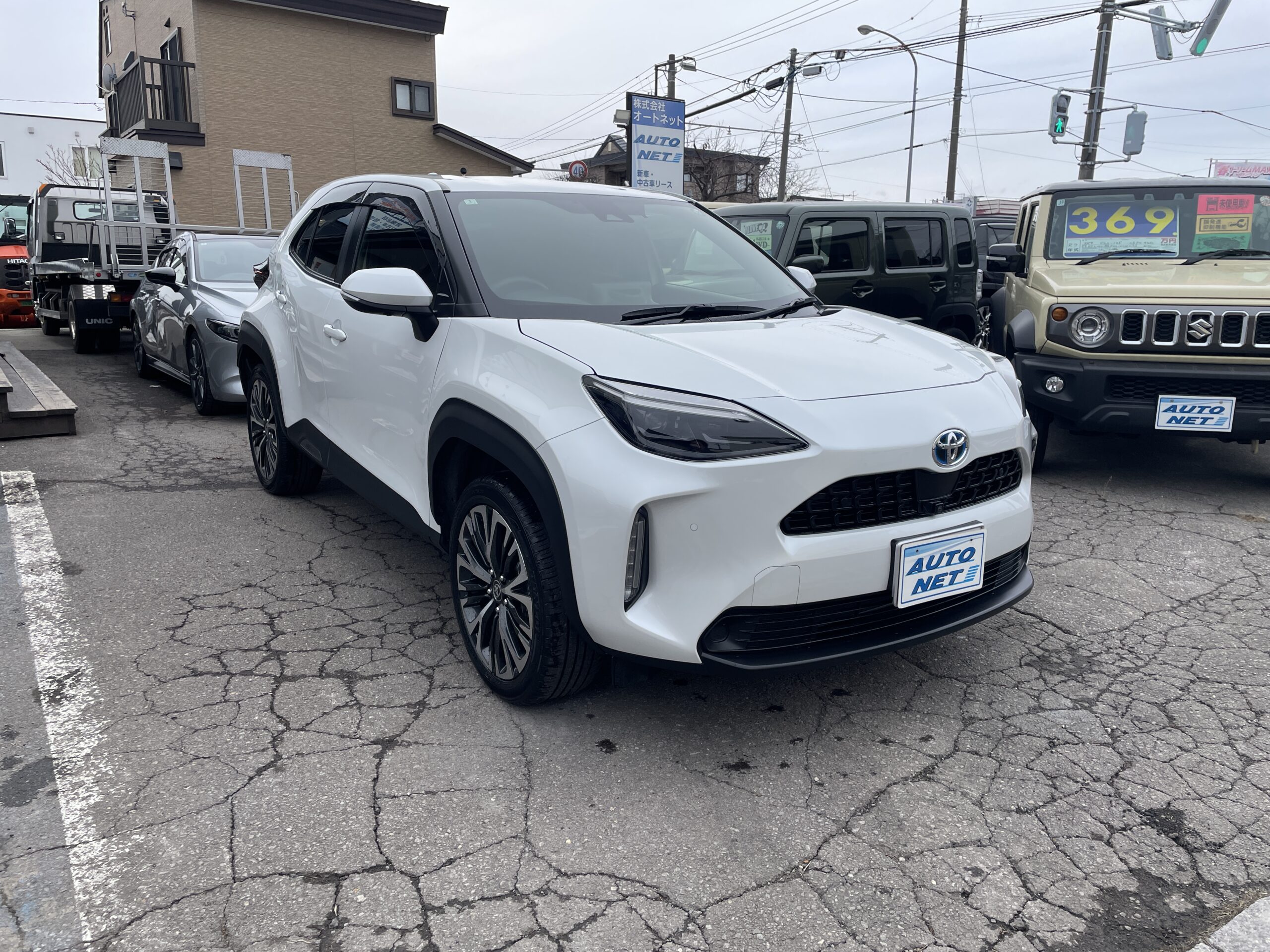 ヤリスクロスHV